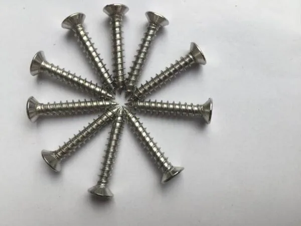 Phụ kiện lắp năng lượng Ốc vít inox 7.5cm tại Bình Thuận